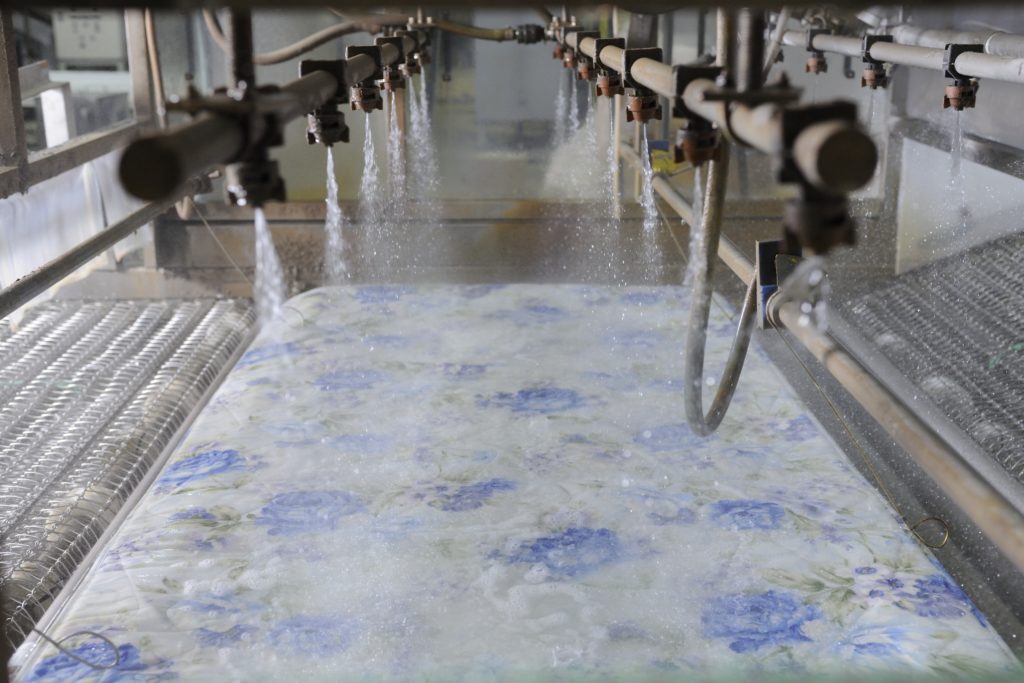 布団丸洗い工程